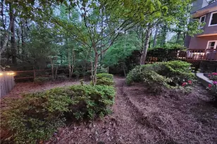 7635 Blandford Pl, Atlanta, GA 30350 - Photo 9