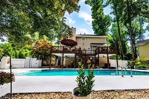 927 Lerose Ct NE, Marietta, GA 30068 - Photo 3