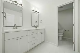 1390 Tennis Ct Pl, Roswell, GA 30075 - Photo 37