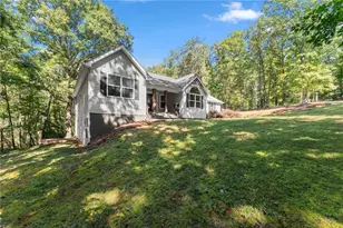227 Clarkesville Heights Dr, Clarkesville, GA 30523 - Photo 3