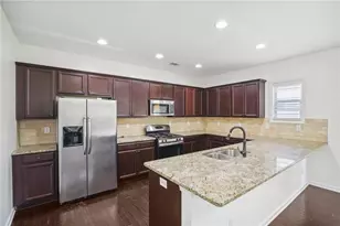 5770 Rialto Way, Cumming, GA 30040 - Photo 9