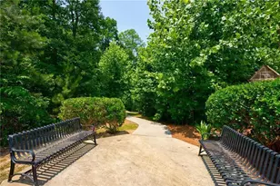 6562 Beacon Dr, Atlanta, GA 30328 - Photo 29