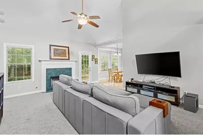 137 Pecan Crescent, Newnan, GA 30265 - Photo 5