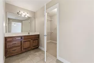 1085 Eagles Brooke Dr, Locust Grove, GA 30248 - Photo 17