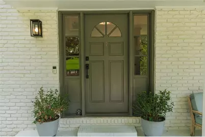 2933 Danbyshire Court NE, Atlanta, GA 30345 - Photo 3