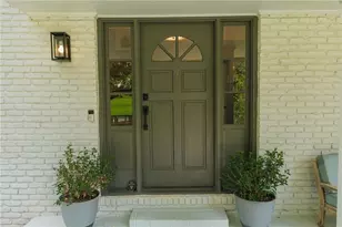 2933 Danbyshire Ct NE, Atlanta, GA 30345 - Photo 3