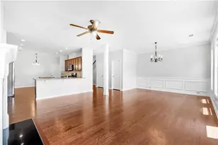 4950 Breezewood Cir, Alpharetta, GA 30004 - Photo 7
