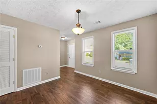 1370 Ling Dr, Austell, GA 30168 - Photo 7