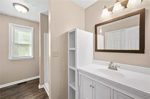 1370 Ling Dr, Austell, GA 30168 - Photo 19