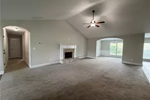 624 River Mist Cir, Jefferson, GA 30549 - Photo 5