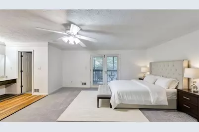 878 Lake Hollow Boulevard SW, Marietta, GA 30064 - Photo 19