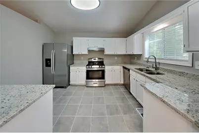 603 Brolley Court, Woodstock, GA 30189 - Photo 3