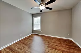 6430 Queensdale Dr, Douglasville, GA 30135 - Photo 11