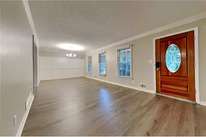 2755 Hickory Circle, Snellville, GA 30078 - Photo 3
