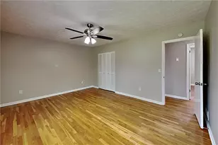 151 Castleair Dr NE, Kennesaw, GA 30144 - Photo 7