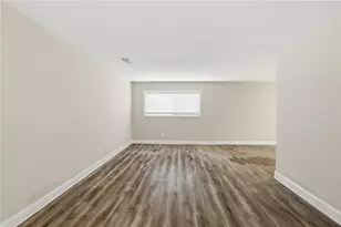 310 Flagstone Dr SW, Atlanta, GA 30331 - Photo 3