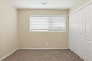 310 Flagstone Dr SW, Atlanta, GA 30331 - Photo 15