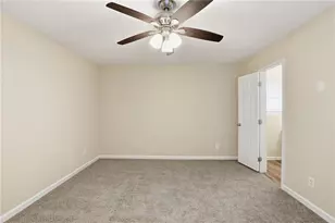 310 Flagstone Dr SW, Atlanta, GA 30331 - Photo 17