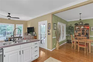 1910 Stockton Walk Ln, Snellville, GA 30078 - Photo 9