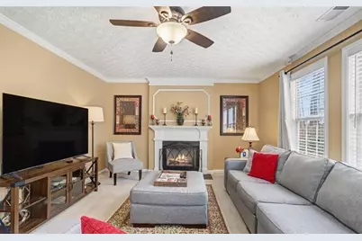5769 Fairington Farms Court, Lithonia, GA 30038 - Photo 9