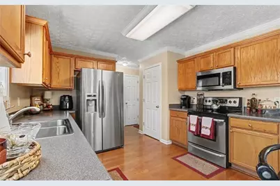 5769 Fairington Farms Court, Lithonia, GA 30038 - Photo 11