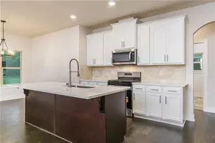 2963 Parkwood Rd, Snellville, GA 30039 - Photo 9