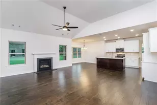 2963 Parkwood Rd, Snellville, GA 30039 - Photo 5