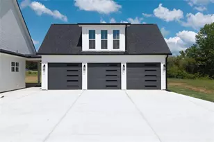 1250 Hays Mill Rd, Carrollton, GA 30117 - Photo 9
