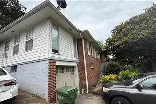 2732 Oldknow Dr NW, Atlanta, GA 30318 - Photo 3