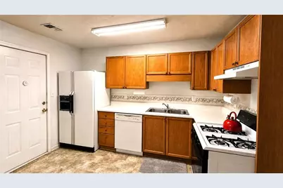 6365 Wedgeview Drive, Tucker, GA 30084 - Photo 3