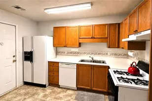 6365 Wedgeview Dr, Tucker, GA 30084 - Photo 3