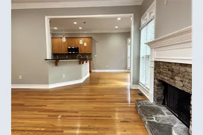 889 Lenox Ct NE, Atlanta, GA 30324 - Photo 9