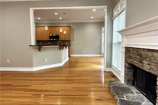 889 Lenox Ct NE, Atlanta, GA 30324 - Photo 9