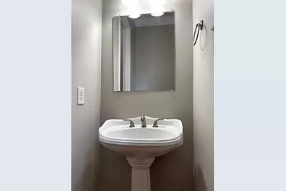 889 Lenox Ct NE, Atlanta, GA 30324 - Photo 19