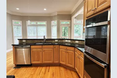 889 Lenox Ct NE, Atlanta, GA 30324 - Photo 13
