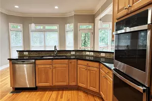889 Lenox Ct NE, Atlanta, GA 30324 - Photo 13