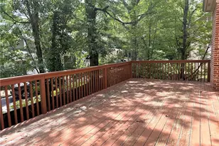 889 Lenox Ct NE, Atlanta, GA 30324 - Photo 29