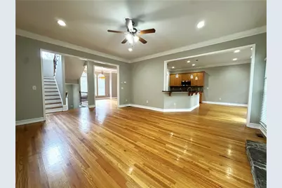 889 Lenox Ct NE, Atlanta, GA 30324 - Photo 7