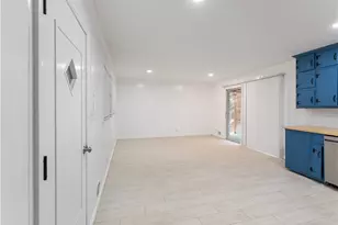 1685 Dunwoody Pl NE, Atlanta, GA 30324 - Photo 5