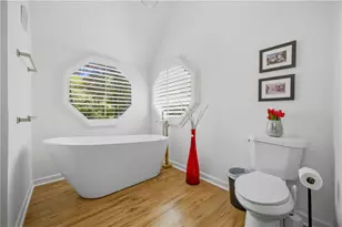 5966 Island View Dr, Buford, GA 30518 - Photo 29