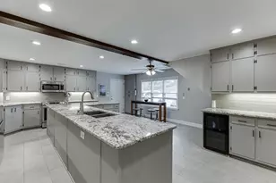 5984 Dolvin Ln, Buford, GA 30518 - Photo 19