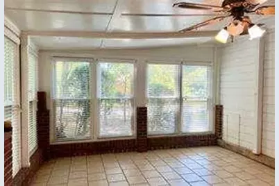 2560 Wood Valley Drive, East Point, GA 30344 - Photo 15