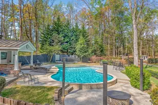627 Rock Springs Rd, Lawrenceville, GA 30043 - Photo 5