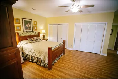 6960 Northgreen Drive, Atlanta, GA 30328 - Photo 11