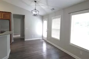 439 Red Bud, Jefferson, GA 30549 - Photo 5