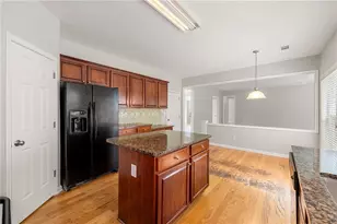 28 Crystal Way, Suwanee, GA 30024 - Photo 5