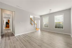28 Crystal Way, Suwanee, GA 30024 - Photo 9
