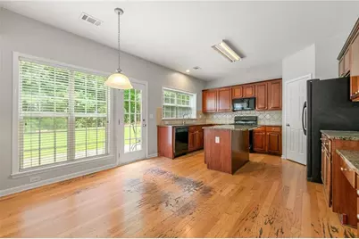 28 Crystal Way, Suwanee, GA 30024 - Photo 3