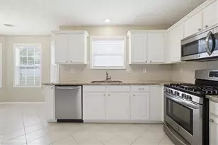 1029 Harbins Pass Dr, Dacula, GA 30019 - Photo 11