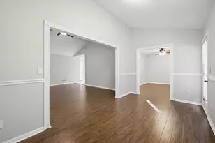 1029 Harbins Pass Dr, Dacula, GA 30019 - Photo 17